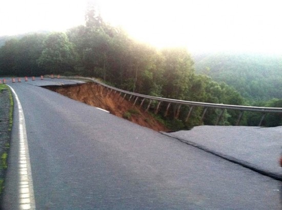 The Three Land slide_Sandy Shell