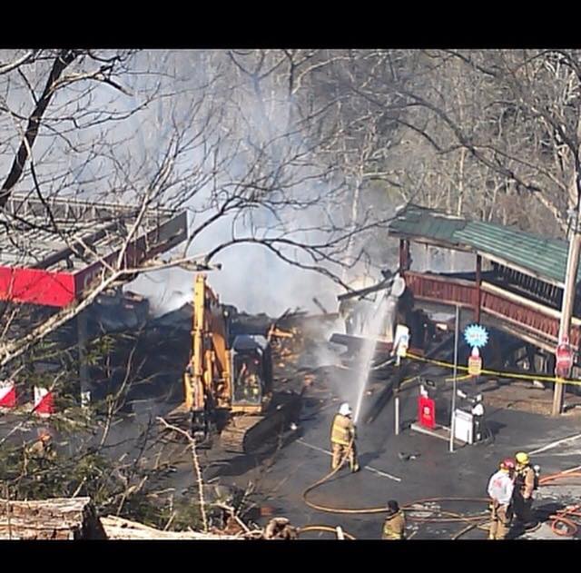 Riverview Grocery fire 2