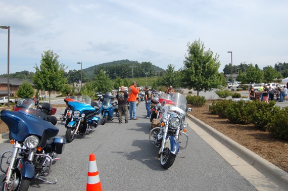 Mast Memorial Ride Aug 2015_01